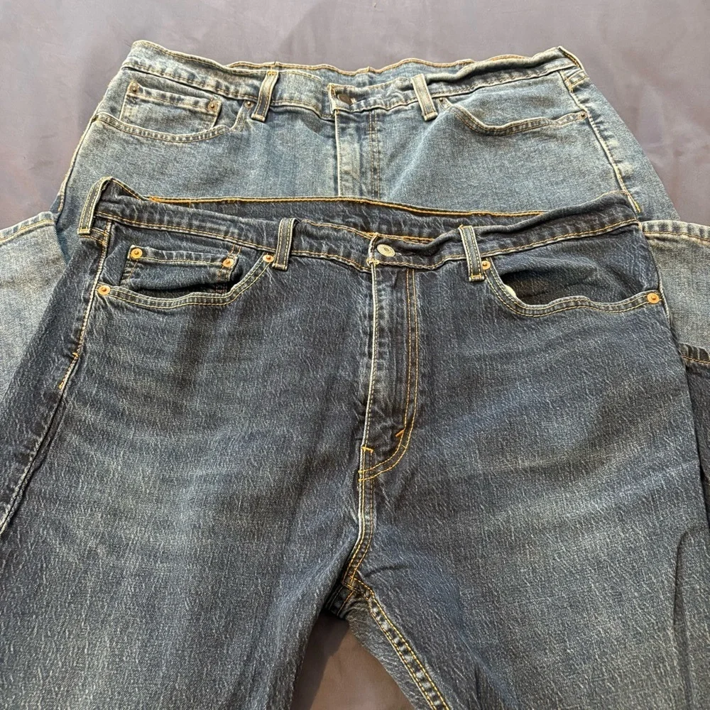 Lot 2 Pairs Levi Strauss 505 Men’s Jeans 38X30 Straight Leg Light & Medium Wash